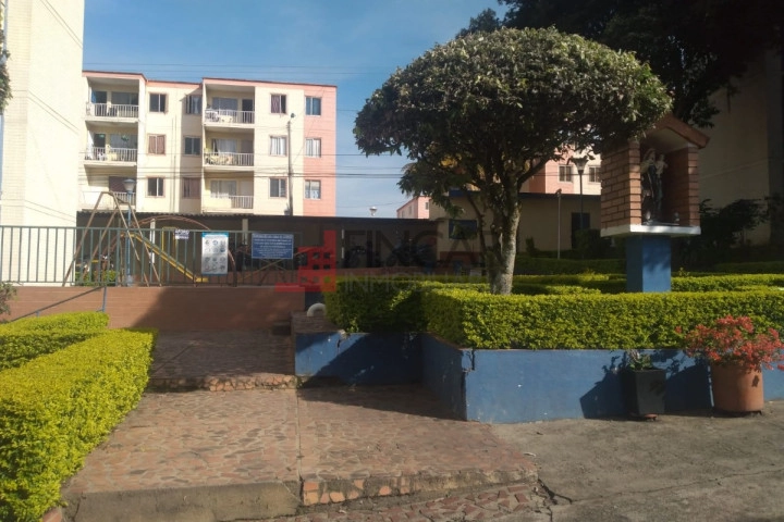 Calle 6a # 13-85
