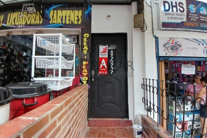 Calle 6 # 9 - 64