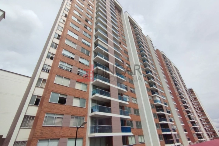 Calle 195 # 27 - 236